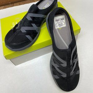 360 EasySpirit Size 10 Women's Black Slip-On sneakers